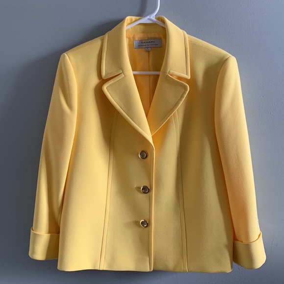 Tahari Lined Blazer in Sunshine - Picture 2 of 6
